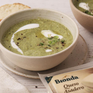 Crema de brócoli con Queso Asadero Bionda